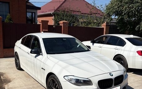 BMW 5 серия, 2011 год, 1 820 000 рублей, 2 фотография