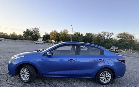 KIA Rio IV, 2017 год, 1 450 000 рублей, 2 фотография