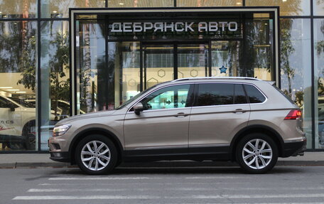 Volkswagen Tiguan II, 2017 год, 2 450 000 рублей, 2 фотография