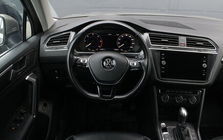 Volkswagen Tiguan II, 2017 год, 2 450 000 рублей, 11 фотография