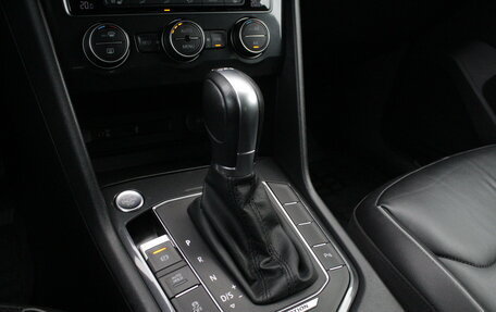 Volkswagen Tiguan II, 2017 год, 2 450 000 рублей, 19 фотография