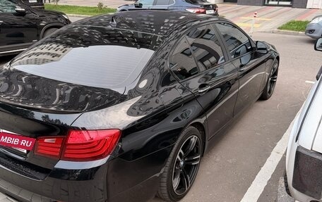BMW 5 серия, 2014 год, 1 999 999 рублей, 3 фотография