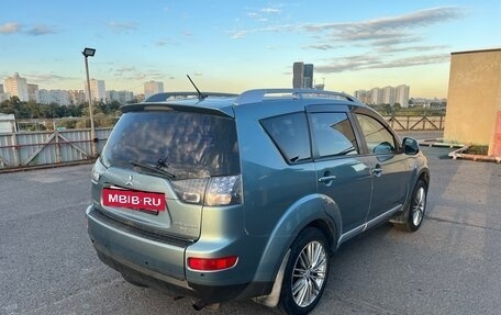 Mitsubishi Outlander III рестайлинг 3, 2007 год, 750 000 рублей, 4 фотография