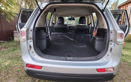 Mitsubishi Outlander III рестайлинг 3, 2012 год, 1 300 000 рублей, 6 фотография