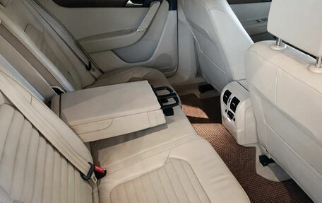 Volkswagen Passat B7, 2012 год, 1 099 000 рублей, 9 фотография