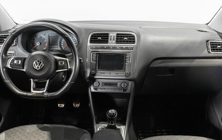 Volkswagen Polo VI (EU Market), 2018 год, 1 028 200 рублей, 6 фотография