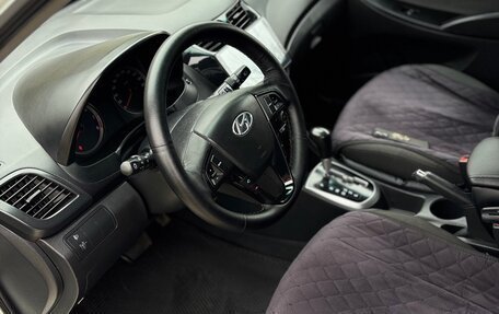 Hyundai Solaris II рестайлинг, 2011 год, 650 000 рублей, 12 фотография