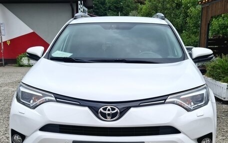 Toyota RAV4, 2018 год, 2 900 000 рублей, 1 фотография