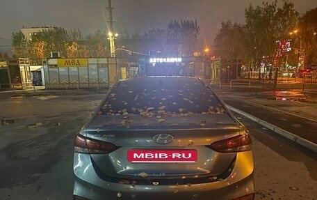 Hyundai Solaris II рестайлинг, 2017 год, 899 999 рублей, 6 фотография