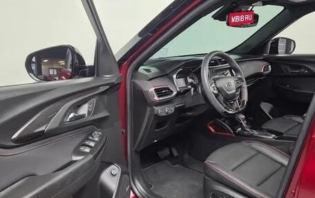Chevrolet TrailBlazer, 2023 год, 2 100 000 рублей, 10 фотография