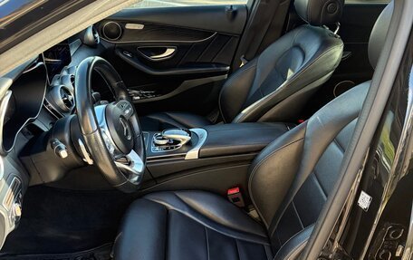 Mercedes-Benz C-Класс, 2018 год, 3 100 000 рублей, 23 фотография