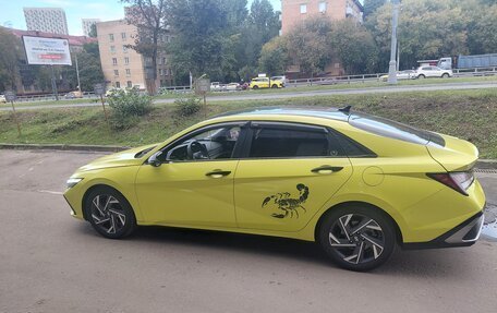 Hyundai Elantra, 2023 год, 1 650 000 рублей, 2 фотография