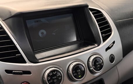 Mitsubishi L200 IV рестайлинг, 2012 год, 1 350 000 рублей, 13 фотография