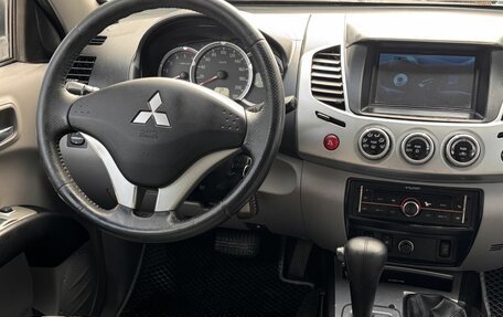 Mitsubishi L200 IV рестайлинг, 2012 год, 1 350 000 рублей, 12 фотография