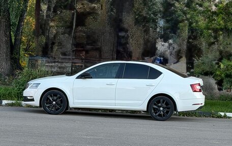 Skoda Octavia, 2017 год, 2 010 000 рублей, 6 фотография