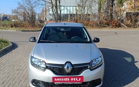 Renault Logan II, 2017 год, 1 150 000 рублей, 2 фотография