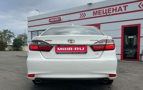 Toyota Camry, 2017 год, 1 980 000 рублей, 5 фотография