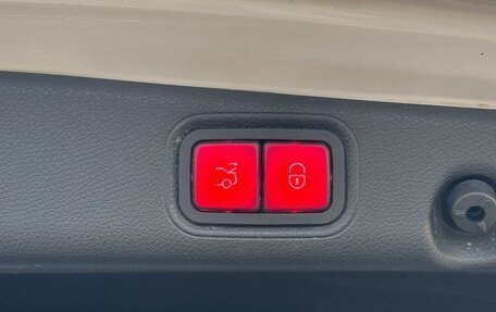 Mercedes-Benz E-Класс, 2017 год, 2 890 000 рублей, 11 фотография
