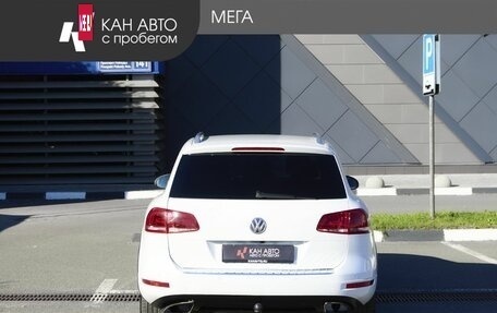 Volkswagen Touareg III, 2014 год, 1 998 000 рублей, 4 фотография