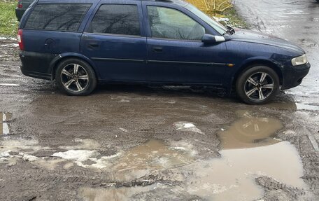 Opel Vectra B рестайлинг, 1998 год, 80 000 рублей, 2 фотография