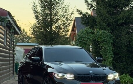 BMW 3 серия, 2019 год, 3 300 000 рублей, 1 фотография