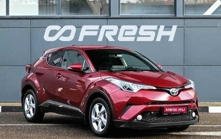 Toyota C-HR I рестайлинг, 2019 год, 2 329 000 рублей, 1 фотография