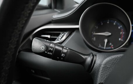 Toyota C-HR I рестайлинг, 2019 год, 2 329 000 рублей, 13 фотография