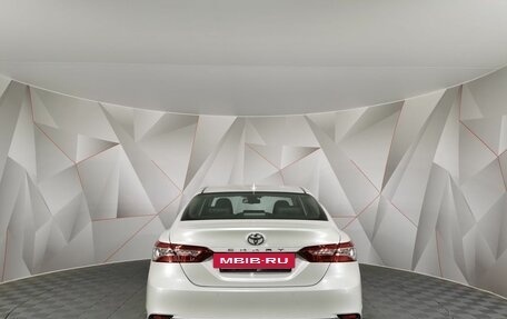 Toyota Camry, 2021 год, 3 215 000 рублей, 8 фотография