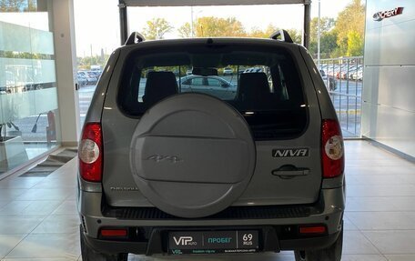 Chevrolet Niva I рестайлинг, 2019 год, 917 000 рублей, 5 фотография