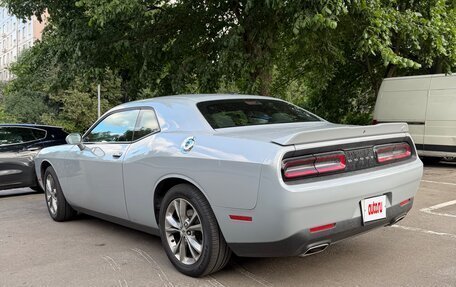 Dodge Challenger III рестайлинг 2, 2020 год, 3 950 000 рублей, 4 фотография