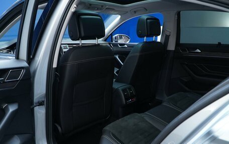 Volkswagen Passat B8 рестайлинг, 2021 год, 3 499 999 рублей, 11 фотография