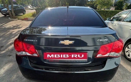 Chevrolet Cruze II, 2010 год, 550 000 рублей, 4 фотография
