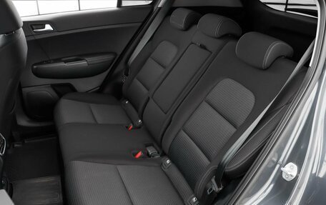 KIA Sportage IV рестайлинг, 2020 год, 2 390 000 рублей, 10 фотография