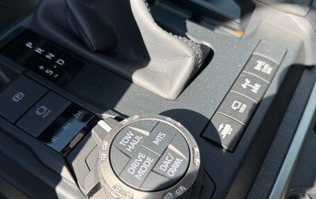 Toyota 4Runner, 2026 год, 12 990 000 рублей, 26 фотография