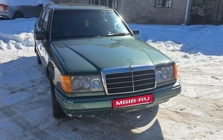 Mercedes-Benz W124, 1985 год, 500 000 рублей, 1 фотография
