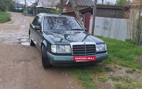 Mercedes-Benz W124, 1985 год, 500 000 рублей, 3 фотография