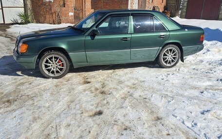 Mercedes-Benz W124, 1985 год, 500 000 рублей, 9 фотография