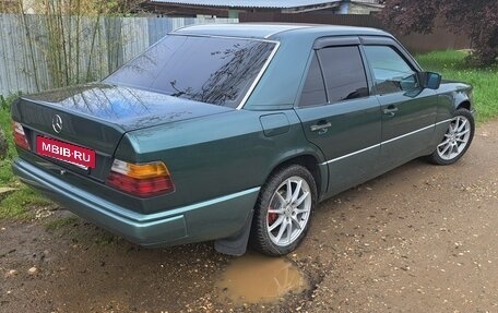 Mercedes-Benz W124, 1985 год, 500 000 рублей, 6 фотография