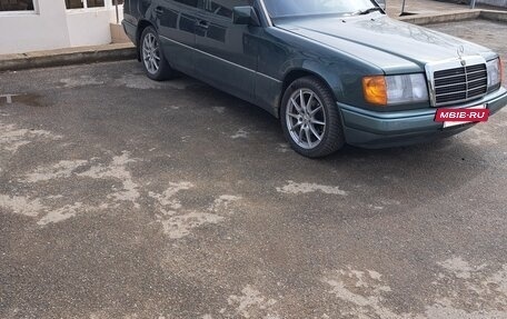 Mercedes-Benz W124, 1985 год, 500 000 рублей, 5 фотография