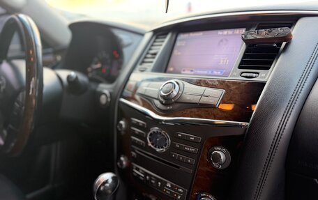 Infiniti QX56, 2012 год, 3 500 000 рублей, 19 фотография