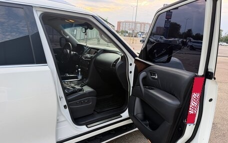 Infiniti QX56, 2012 год, 3 500 000 рублей, 11 фотография