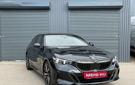 BMW 5 серия, 2025 год, 9 790 000 рублей, 3 фотография