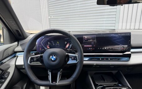 BMW 5 серия, 2025 год, 9 790 000 рублей, 10 фотография