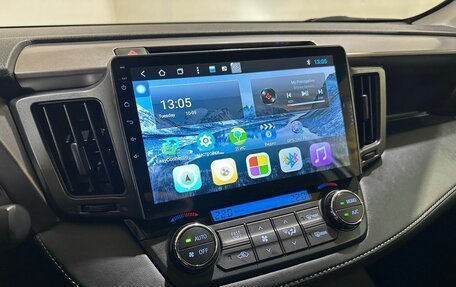 Toyota RAV4, 2019 год, 2 350 000 рублей, 28 фотография