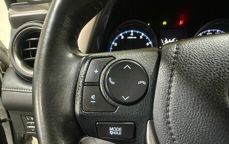 Toyota RAV4, 2019 год, 2 350 000 рублей, 24 фотография
