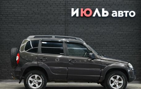 Chevrolet Niva I рестайлинг, 2010 год, 300 000 рублей, 9 фотография