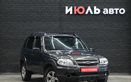 Chevrolet Niva I рестайлинг, 2010 год, 300 000 рублей, 3 фотография