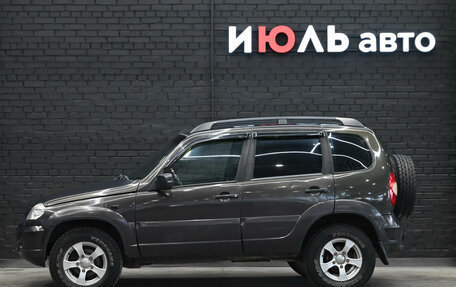Chevrolet Niva I рестайлинг, 2010 год, 300 000 рублей, 8 фотография