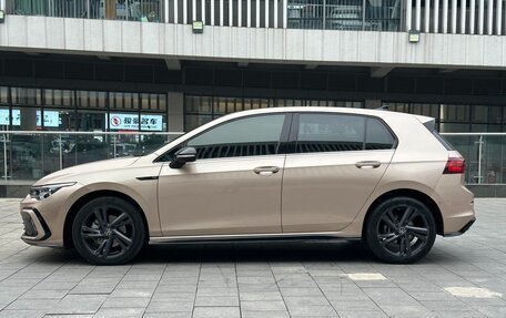 Volkswagen Golf VIII, 2022 год, 1 550 000 рублей, 3 фотография