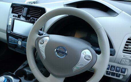 Nissan Leaf I, 2015 год, 1 000 000 рублей, 13 фотография
